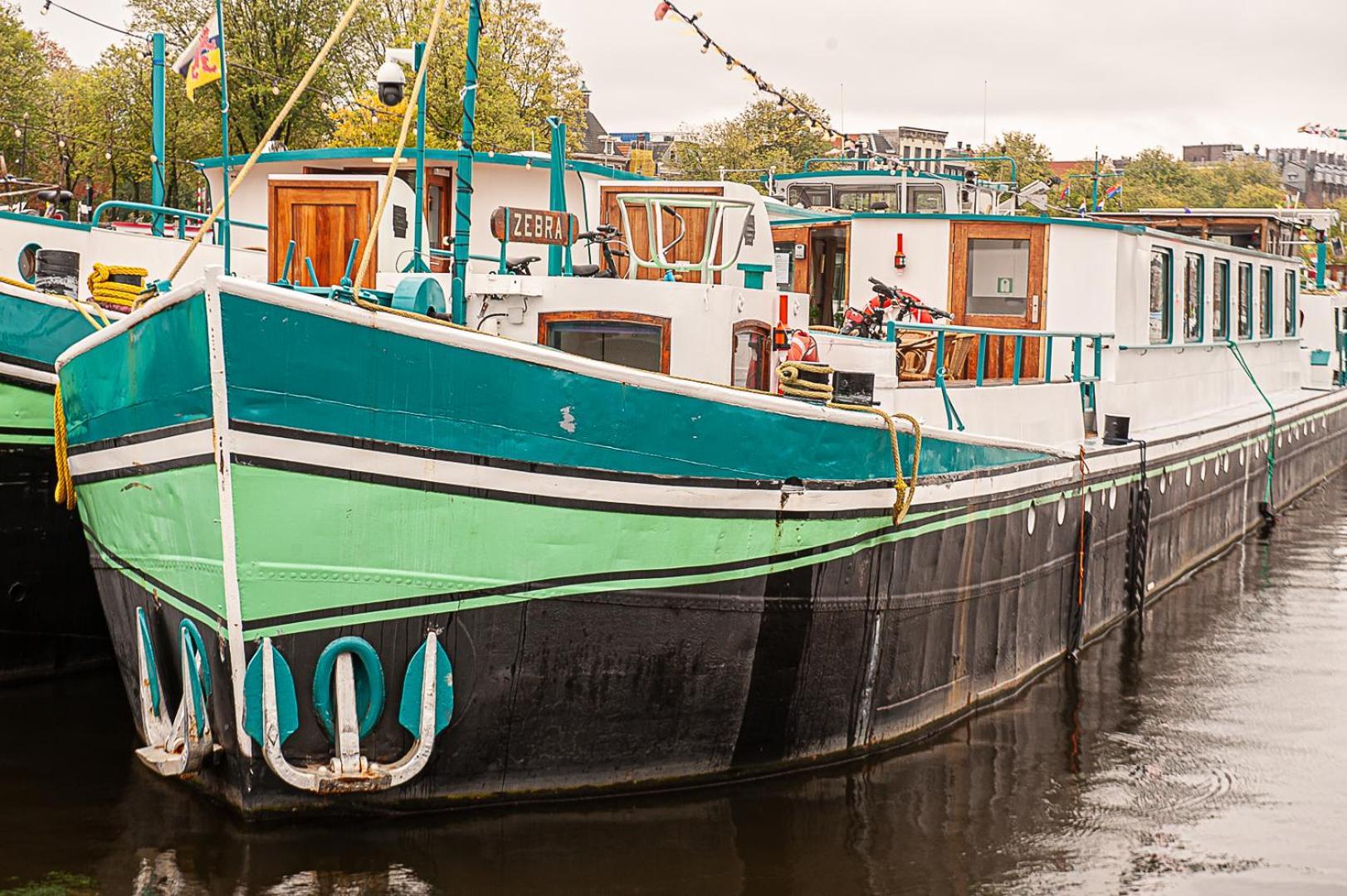 Amsterdam Hotelboat 외부 사진